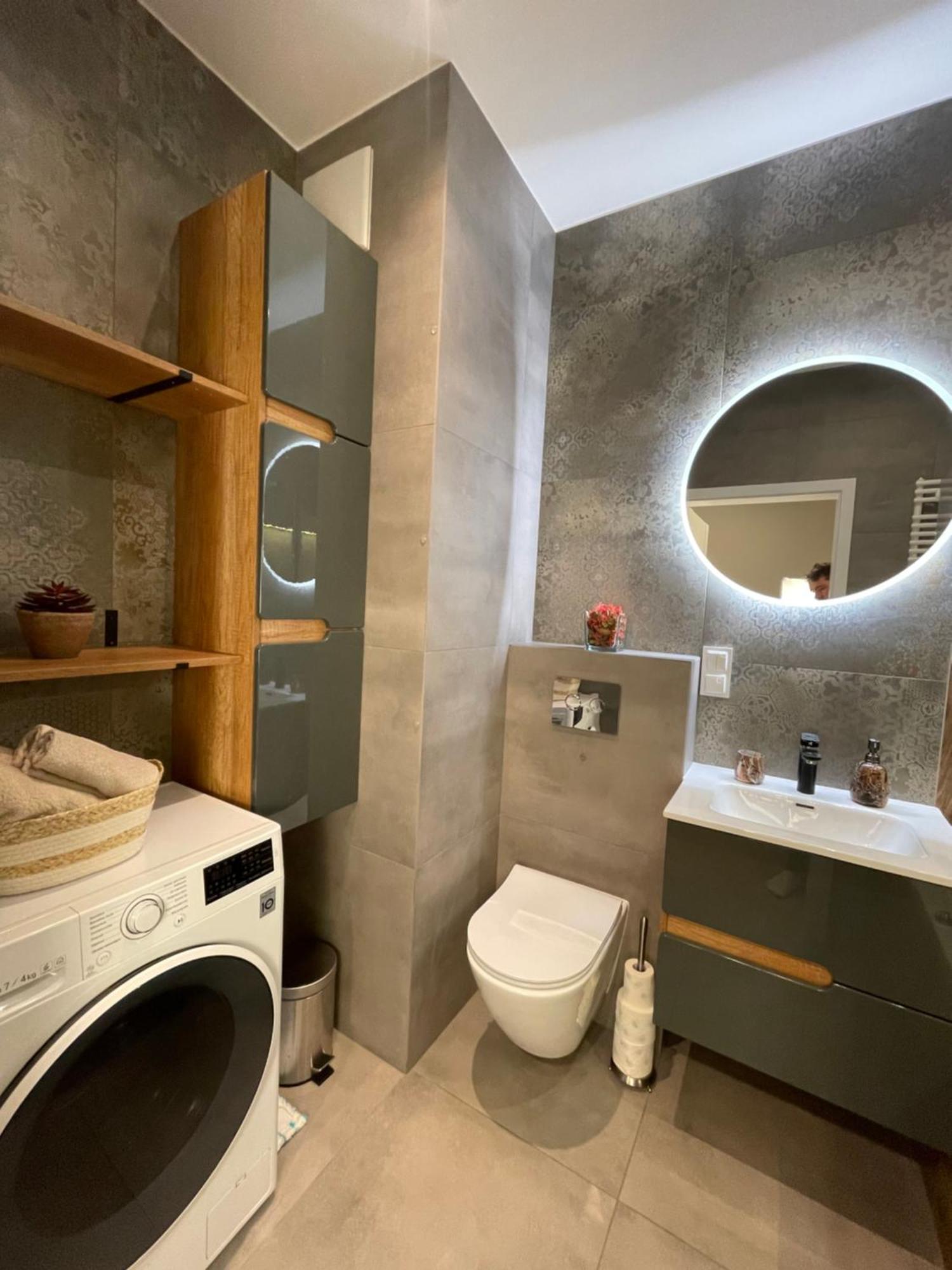 Essence Lux Apartment, Free Parking, Self Check-In 24H Познань Экстерьер фото